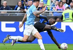 九游-意甲国际比赛日走向成谜，拉齐奥迎来里程碑，媒体盛赞，团队化学反应显著(马拉多纳效力的意甲球队)