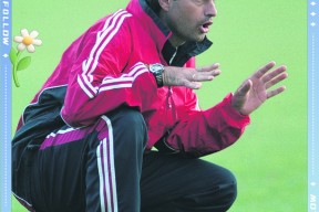 九游体育首页-萨马兰奇出席冠军论坛